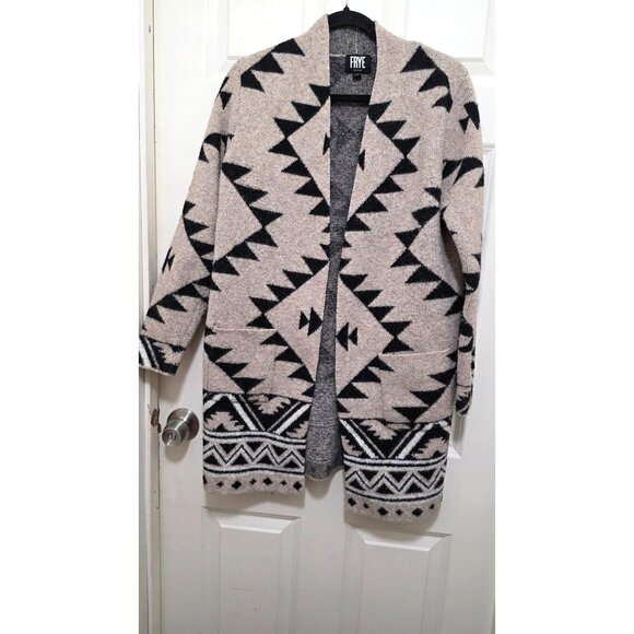 Frye Beige & Black Aztec Open Front Cardigan Sweater M Longline - Picture 2 of 6